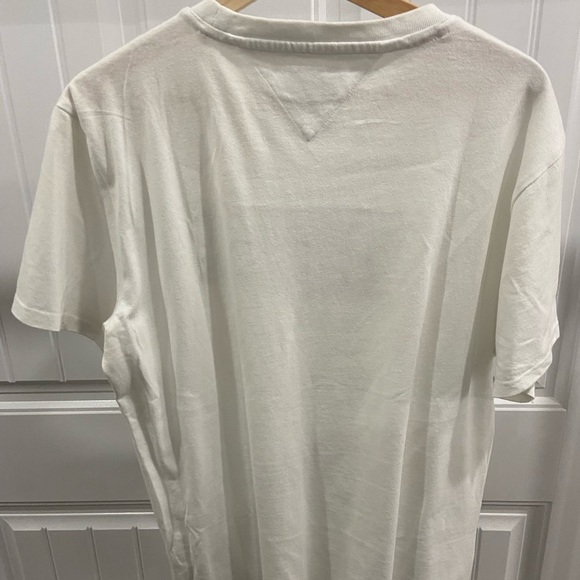 Tommy Hilfiger T-shirts L - Picture 2 of 3
